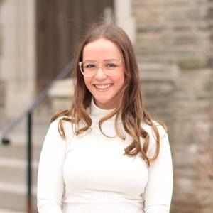 Meet your Posher, Emma